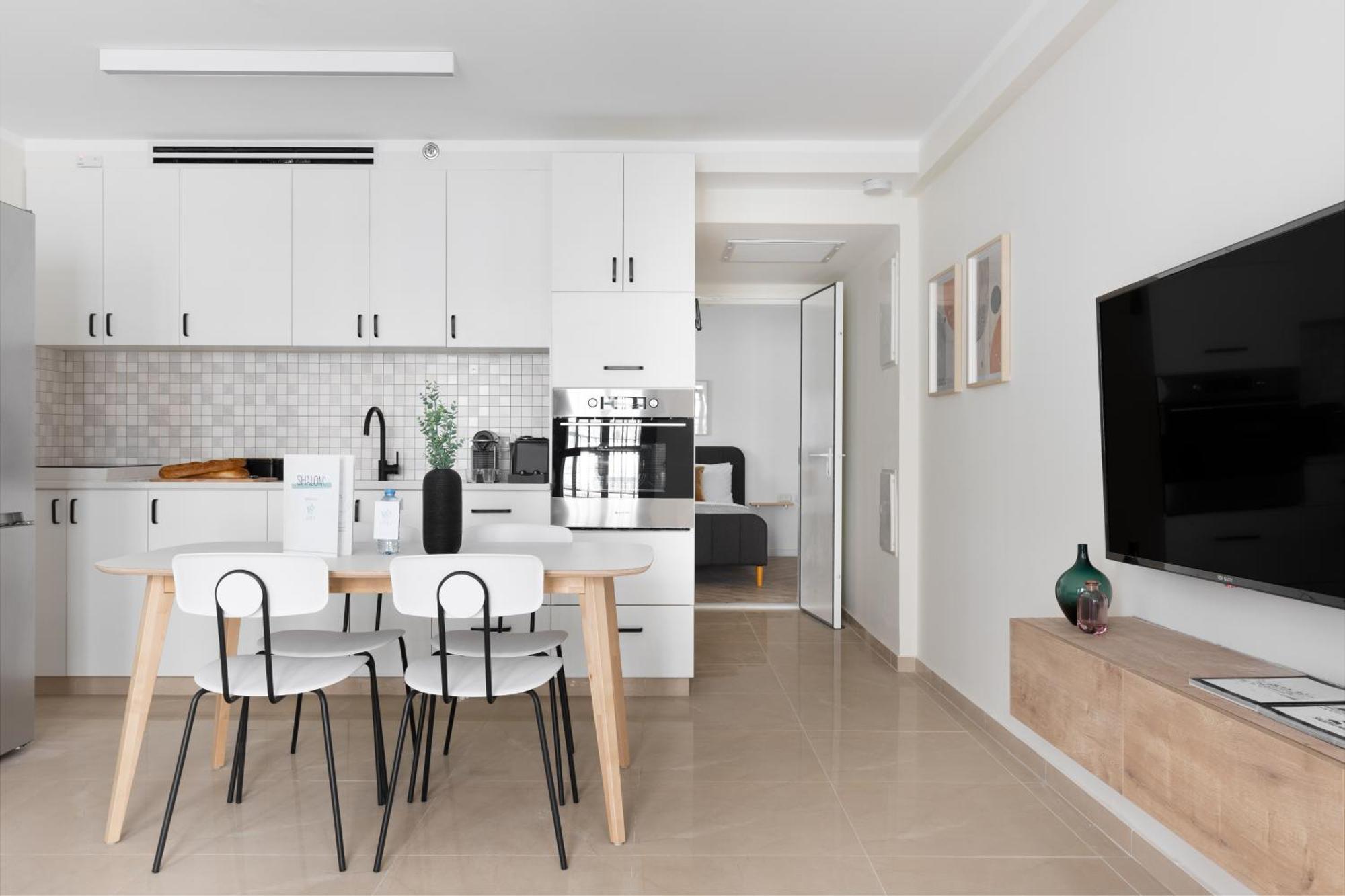 Mate Alma - By Homy Aparthotel Jerusalem Exterior photo